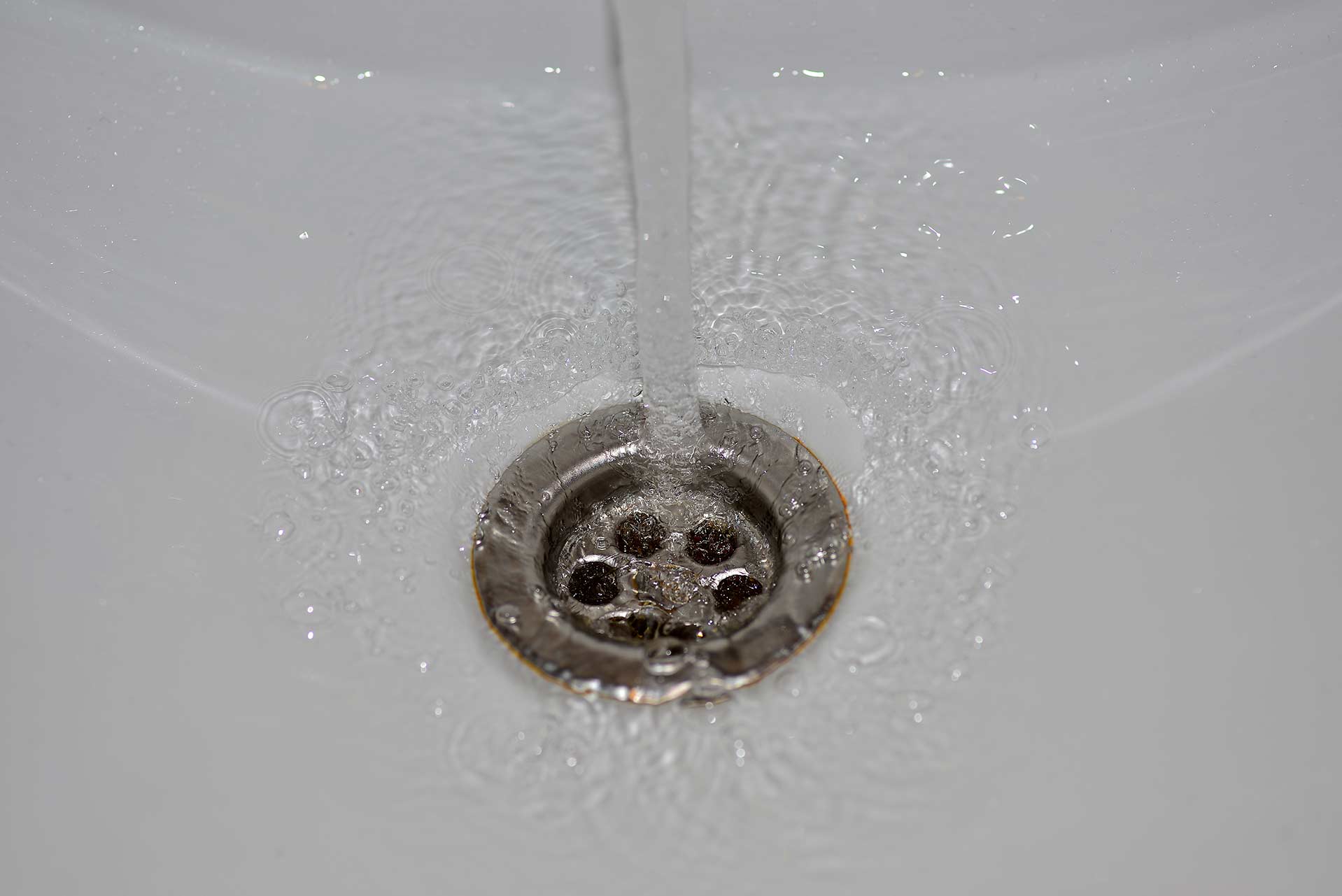 A2B Drains provides services to unblock blocked sinks and drains for properties in South Kensington.
